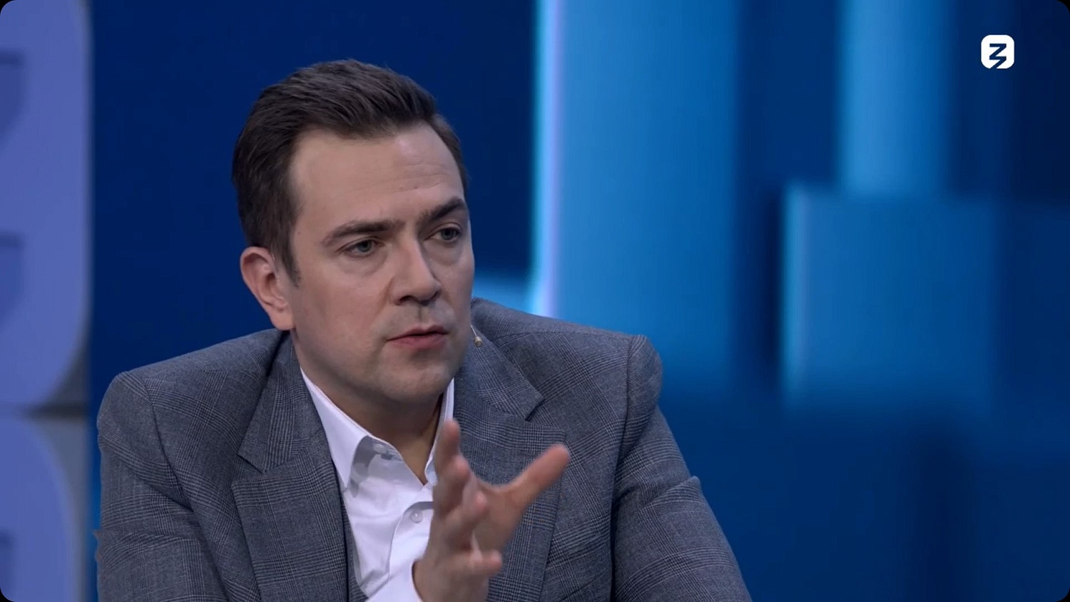 Трансляция из студии Российского общества «Знание».