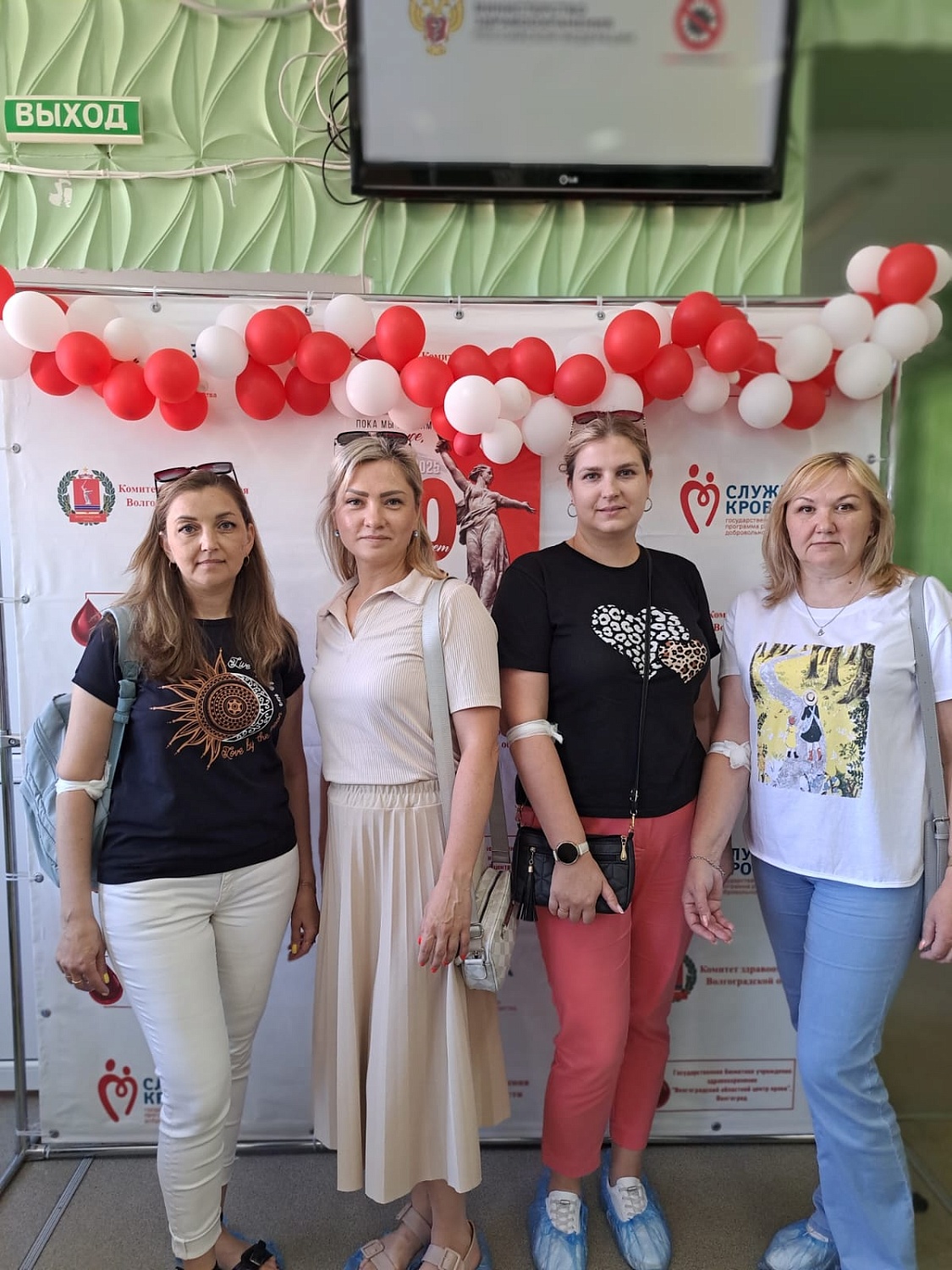 Сотрудники и активисты Молодежного совета приняли участие в акции по сдаче крови